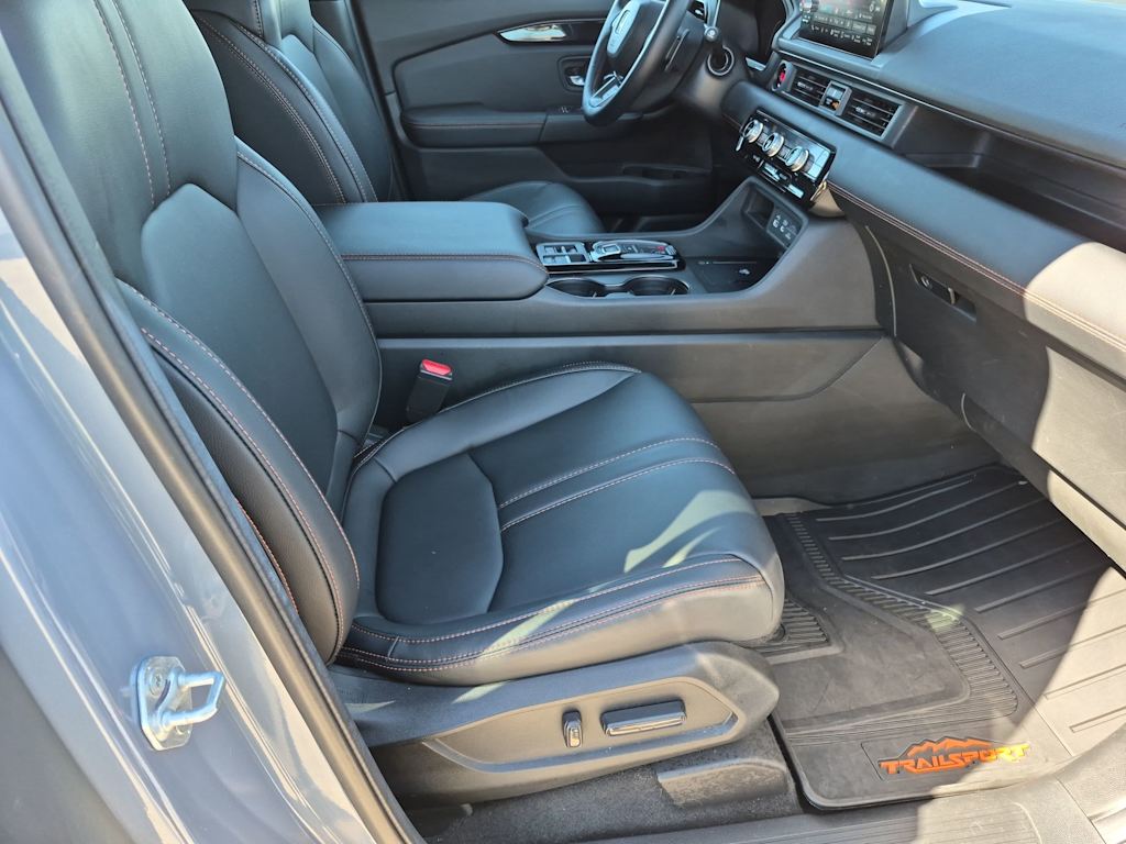 Thumbnail: 2025 Honda Pilot - 11