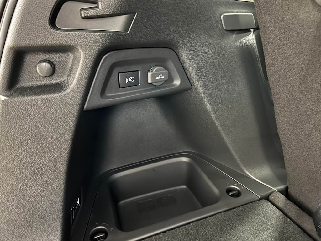 2025 Honda Pilot Touring 38