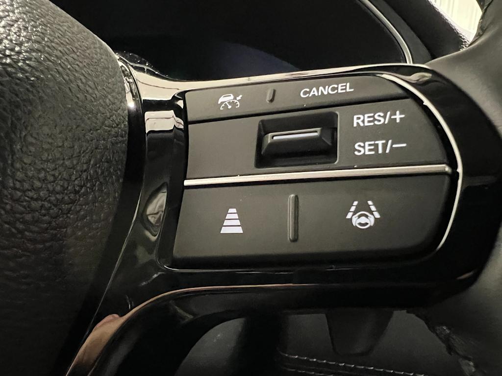 2025 Honda Pilot Touring 29