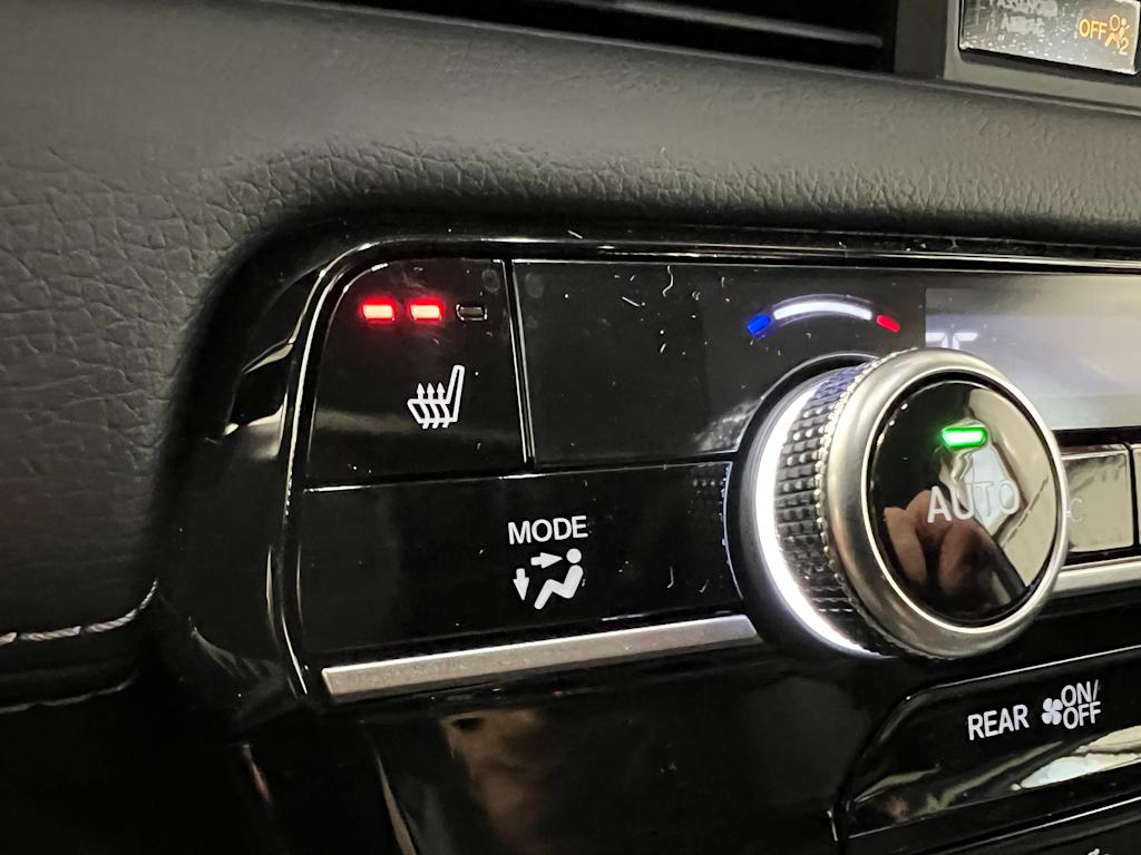 2025 Honda Pilot Touring 30