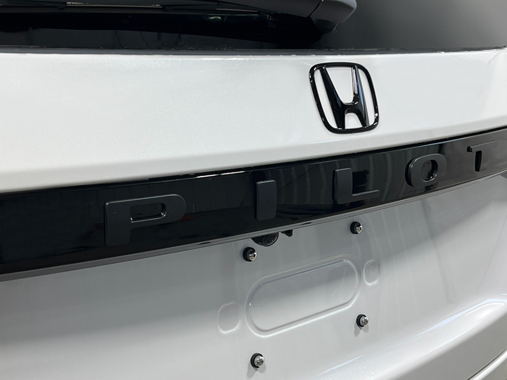 Thumbnail: 2026 Honda Pilot - 18