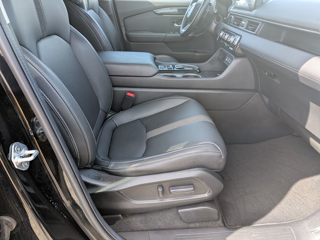 Thumbnail: 2025 Honda Pilot - 10