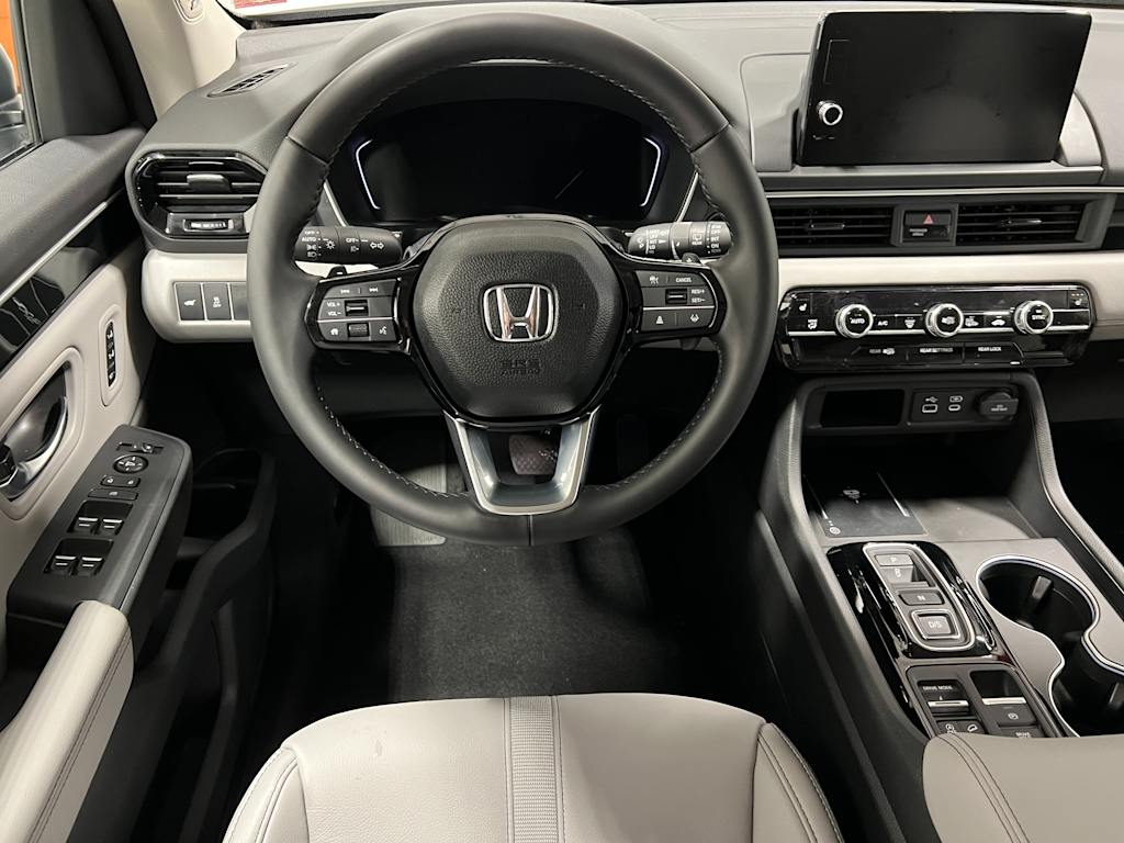 Thumbnail: 2025 Honda Pilot - 2