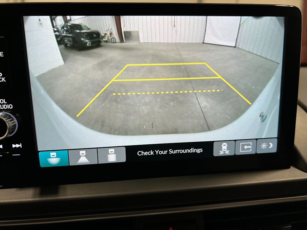 Thumbnail: 2025 Honda Pilot - 15