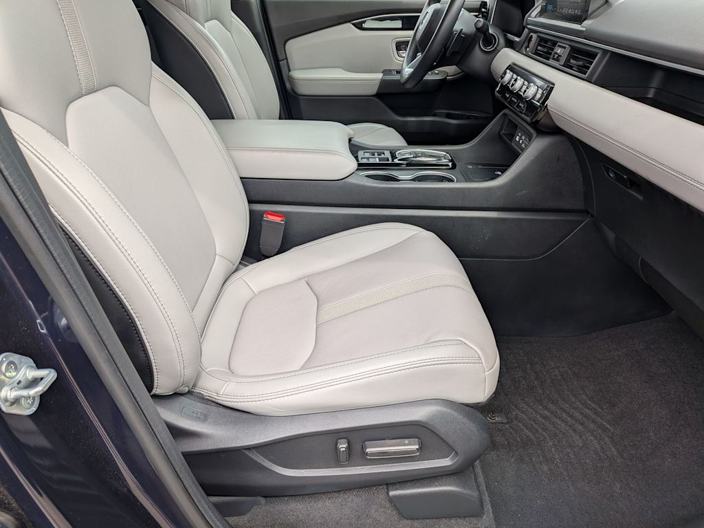 Thumbnail: 2023 Honda Pilot - 10