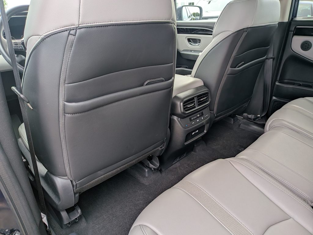 Thumbnail: 2023 Honda Pilot - 11