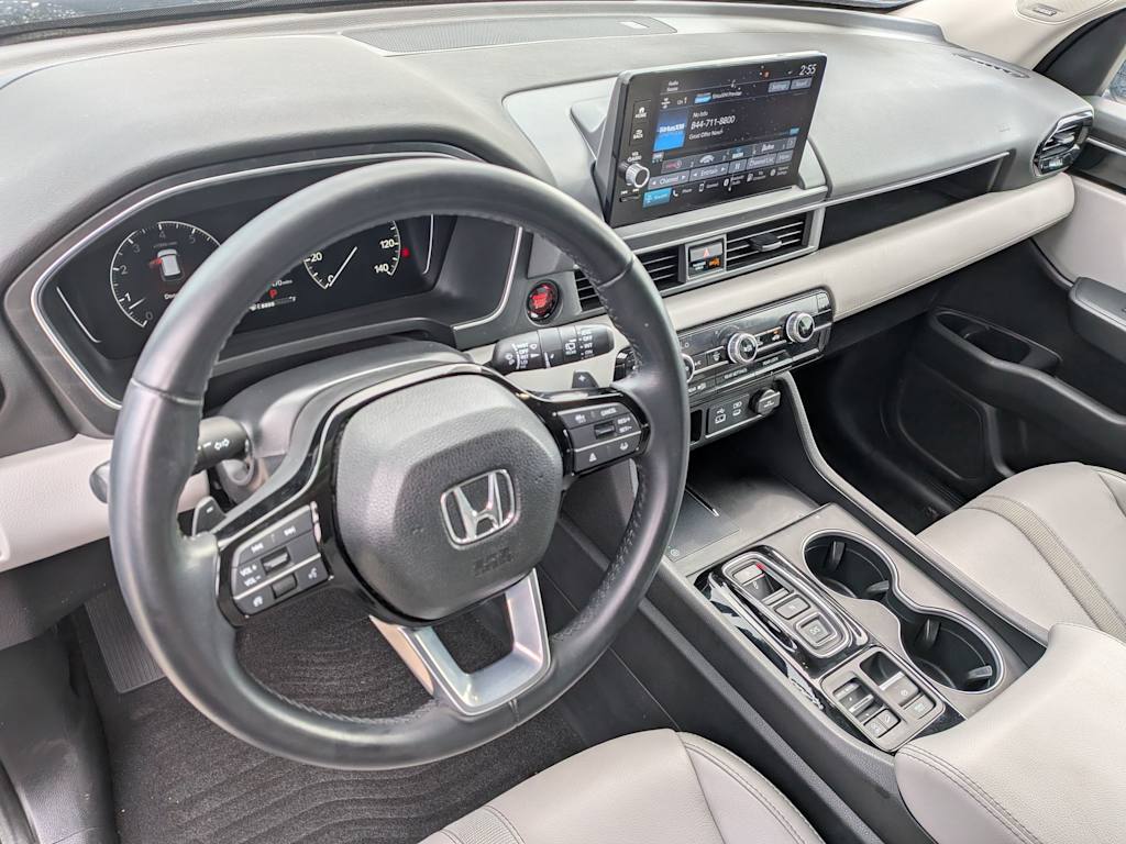 Thumbnail: 2023 Honda Pilot - 2