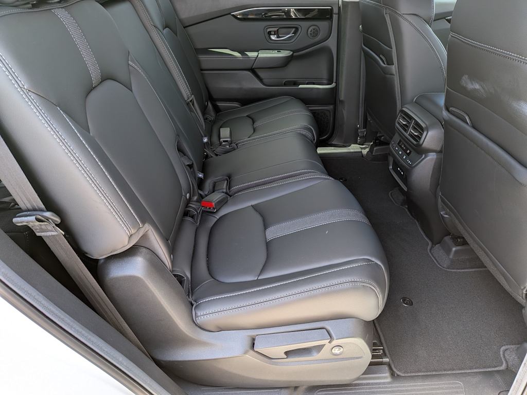Thumbnail: 2025 Honda Pilot - 27