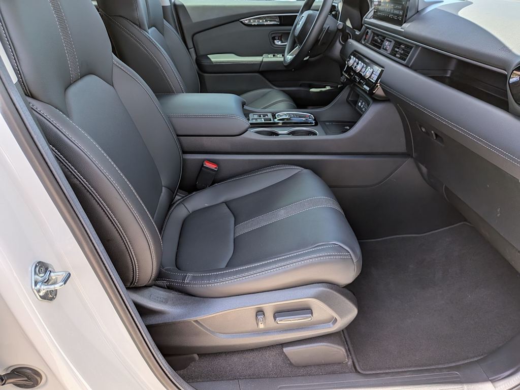 Thumbnail: 2025 Honda Pilot - 11