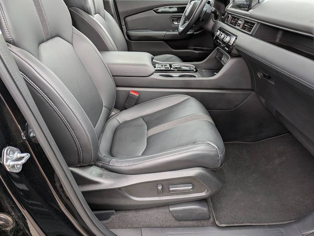 Thumbnail: 2023 Honda Pilot - 11