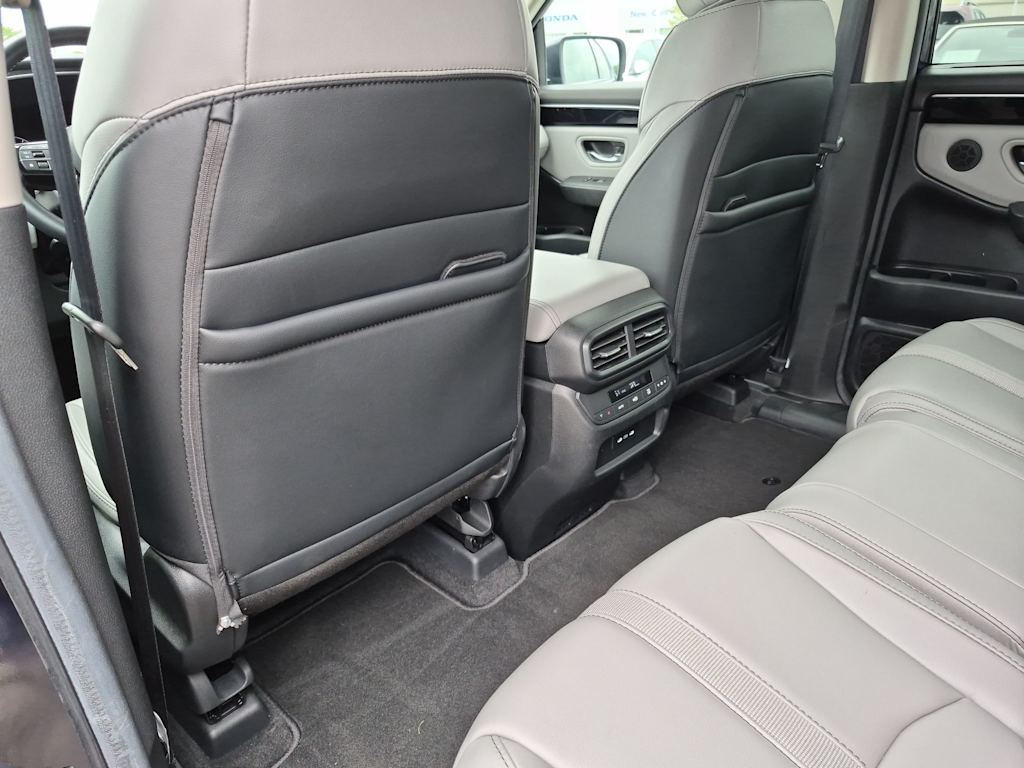 Thumbnail: 2025 Honda Pilot - 11