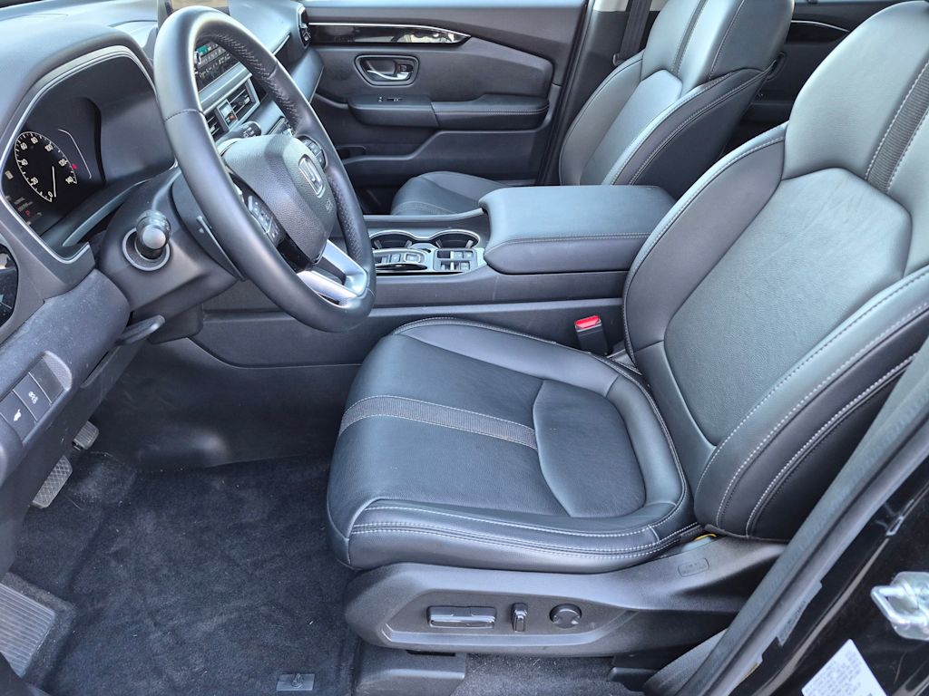 Thumbnail: 2023 Honda Pilot - 10