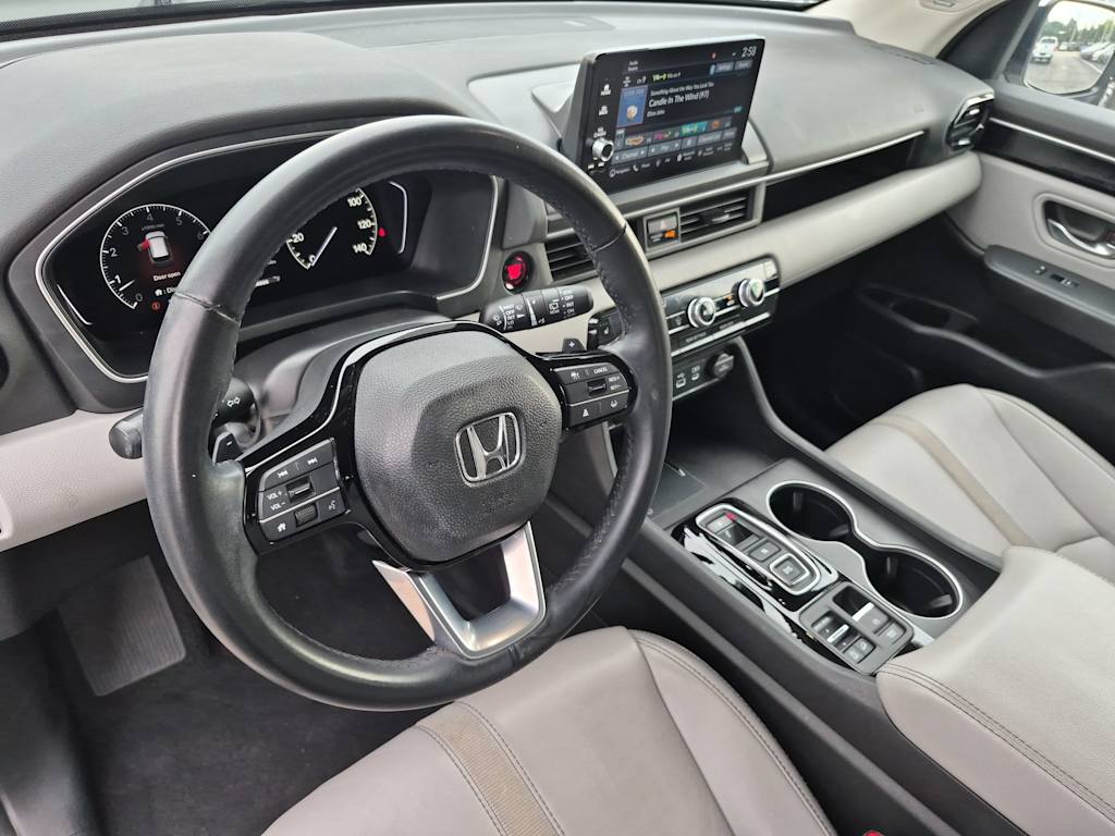Thumbnail: 2023 Honda Pilot - 2