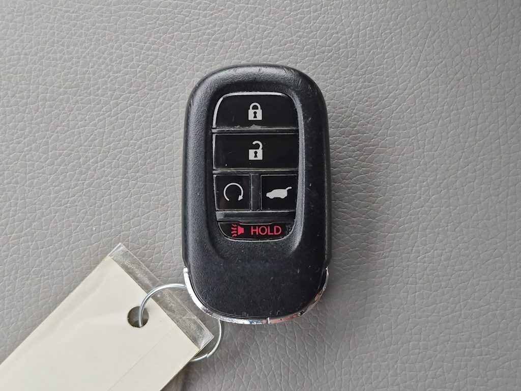 Thumbnail: 2023 Honda Pilot - 18