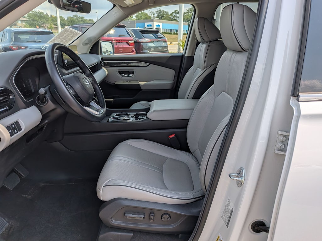 Thumbnail: 2025 Honda Pilot - 9