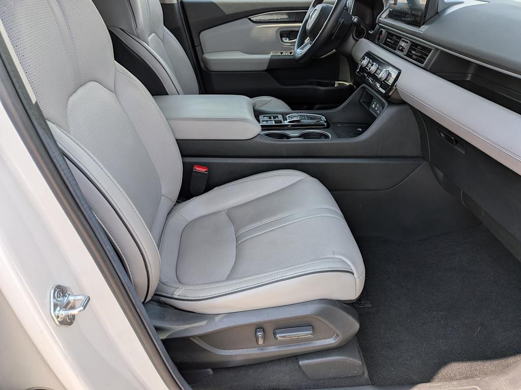 Thumbnail: 2025 Honda Pilot - 10