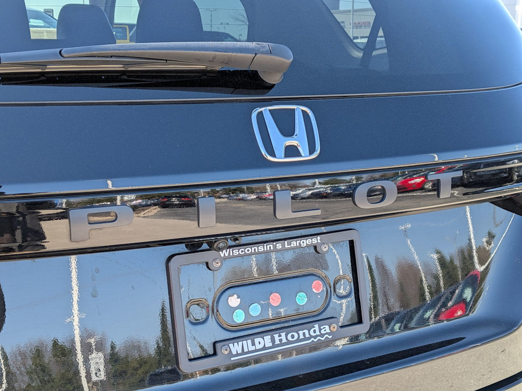 Thumbnail: 2023 Honda Pilot - 6