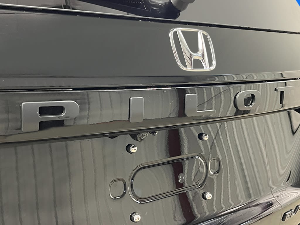 Thumbnail: 2026 Honda Pilot - 20
