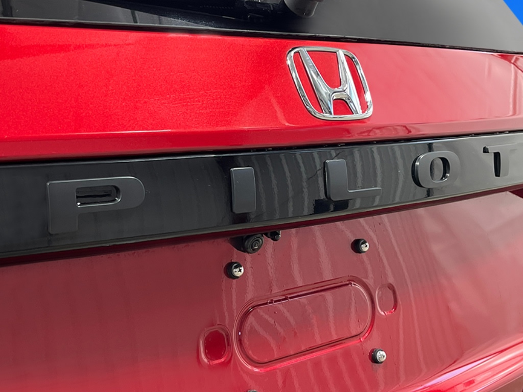 Thumbnail: 2026 Honda Pilot - 18