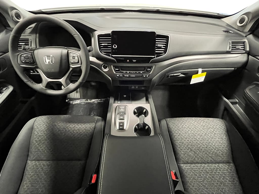 Thumbnail: 2025 Honda Ridgeline - 2