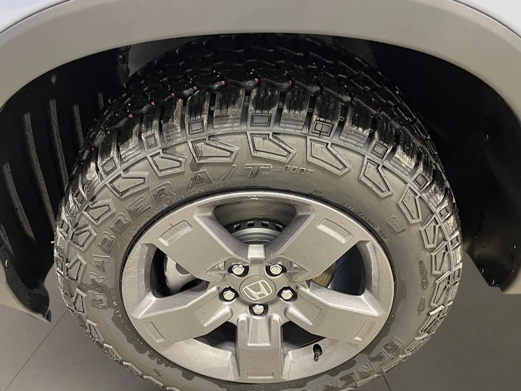 Thumbnail: 2026 Honda Ridgeline - 8