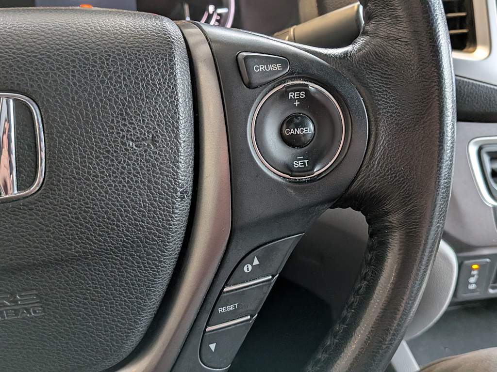 Thumbnail: 2017 Honda Ridgeline - 27