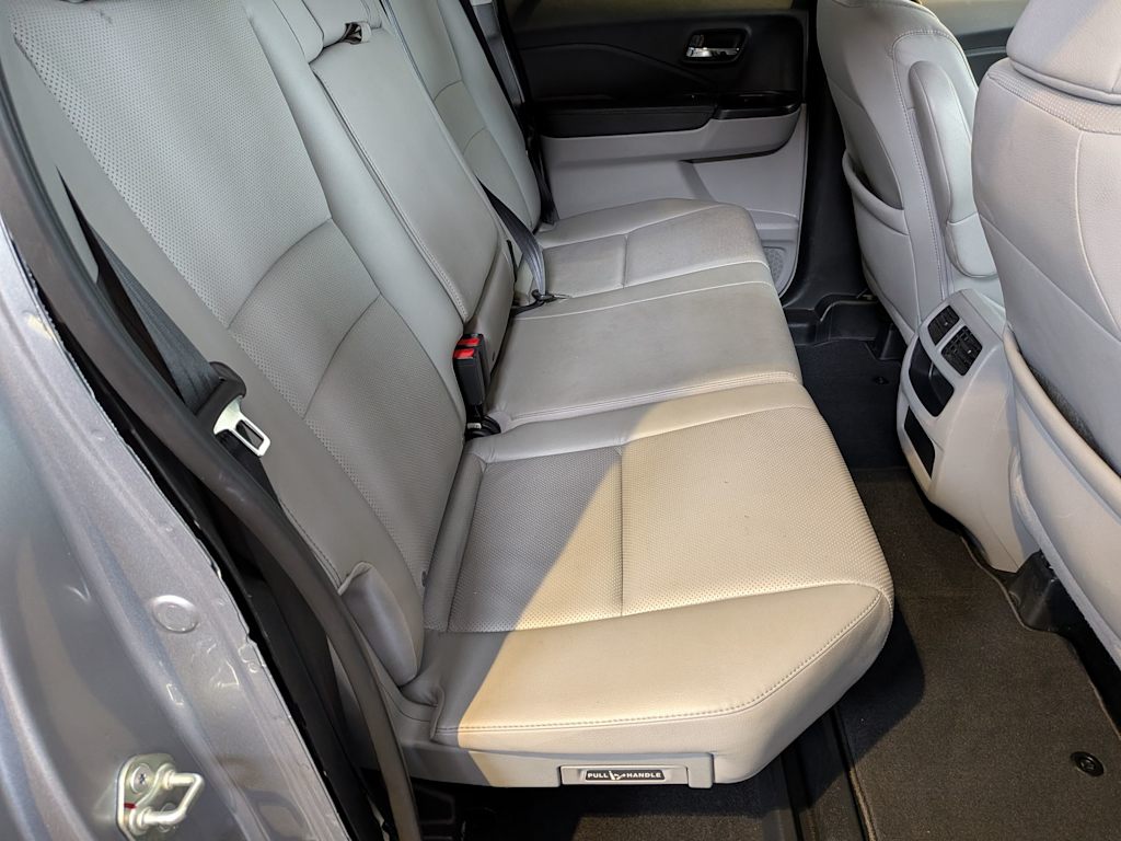 Thumbnail: 2017 Honda Ridgeline - 25