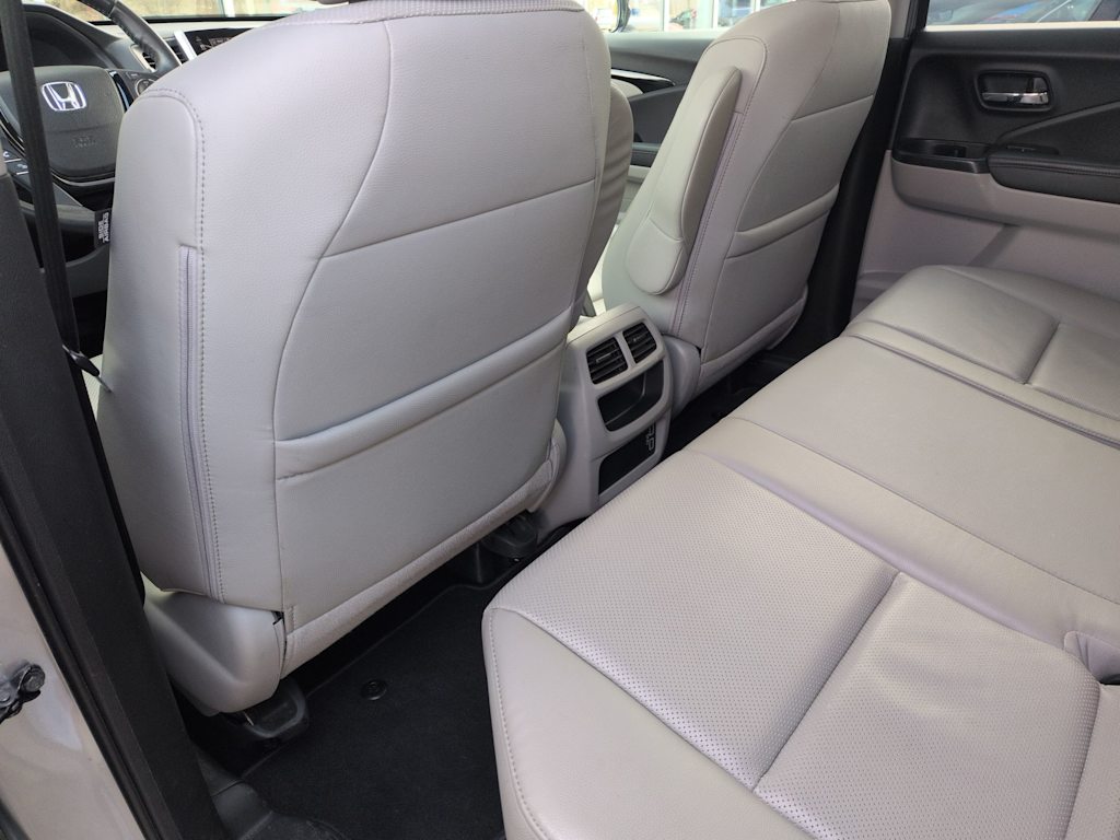 Thumbnail: 2019 Honda Ridgeline - 11