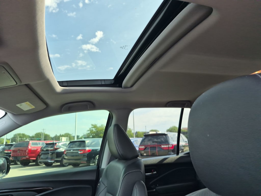 Thumbnail: 2019 Honda Ridgeline - 26