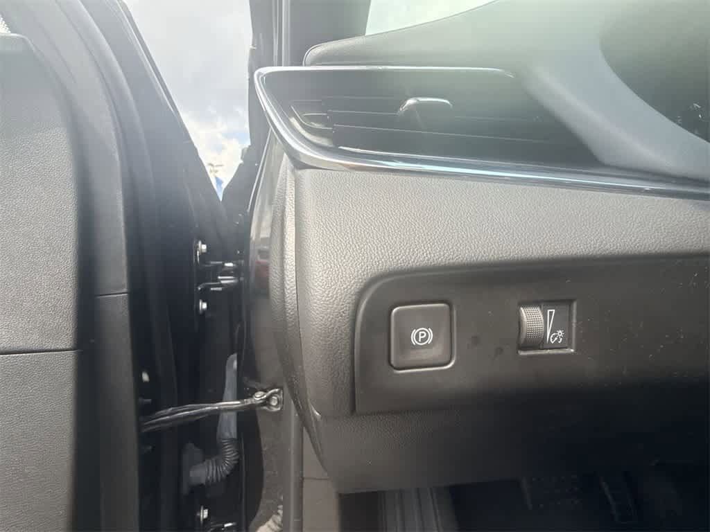 Thumbnail: 2023 Buick Enclave - 24