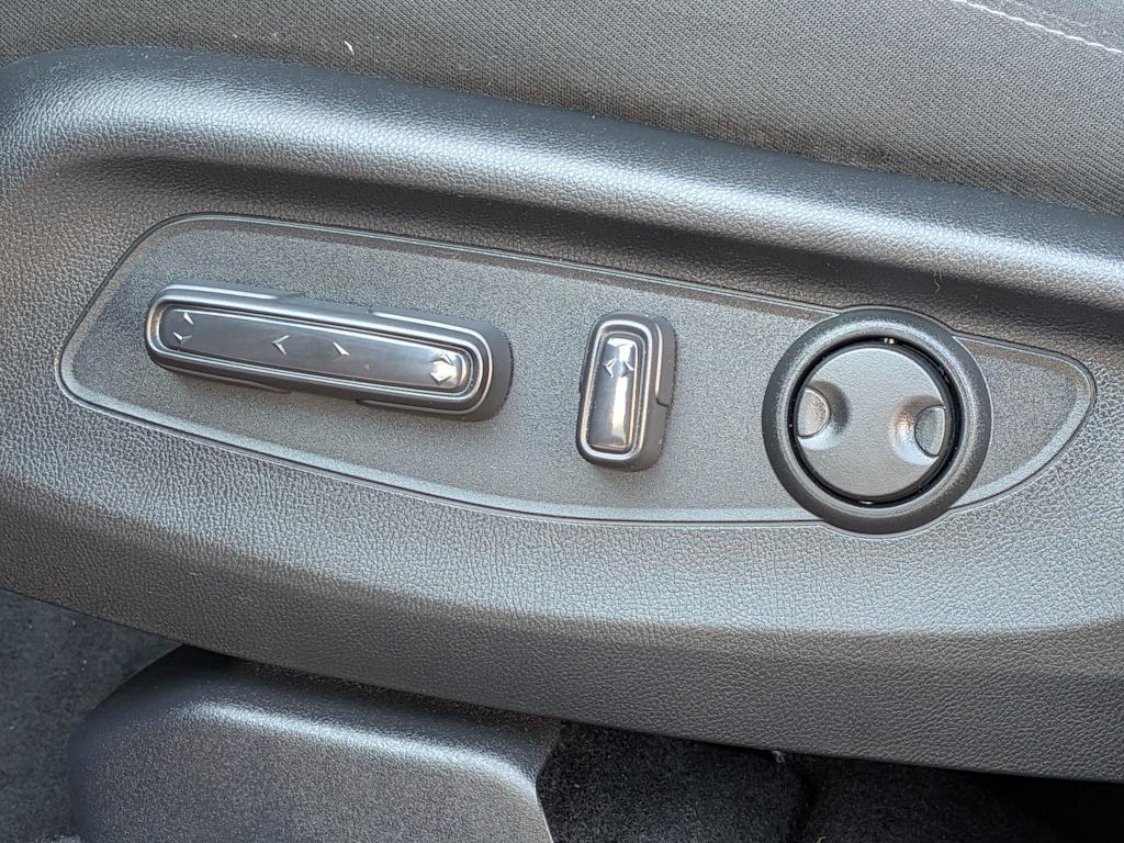 Thumbnail: 2025 Honda CR-V - 25