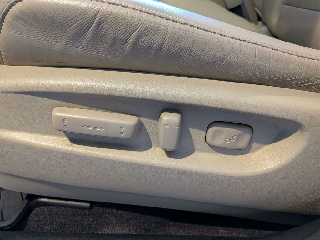 Thumbnail: 2018 Acura MDX - 26