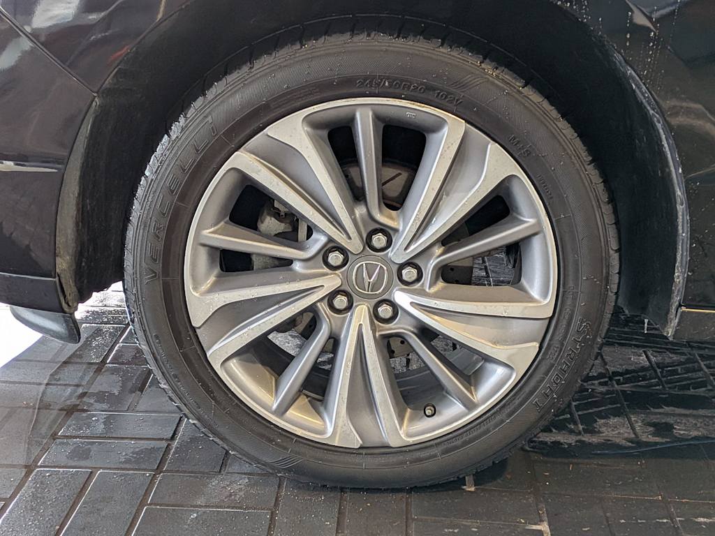 Thumbnail: 2018 Acura MDX - 8