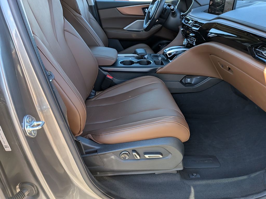 Thumbnail: 2024 Acura MDX - 11
