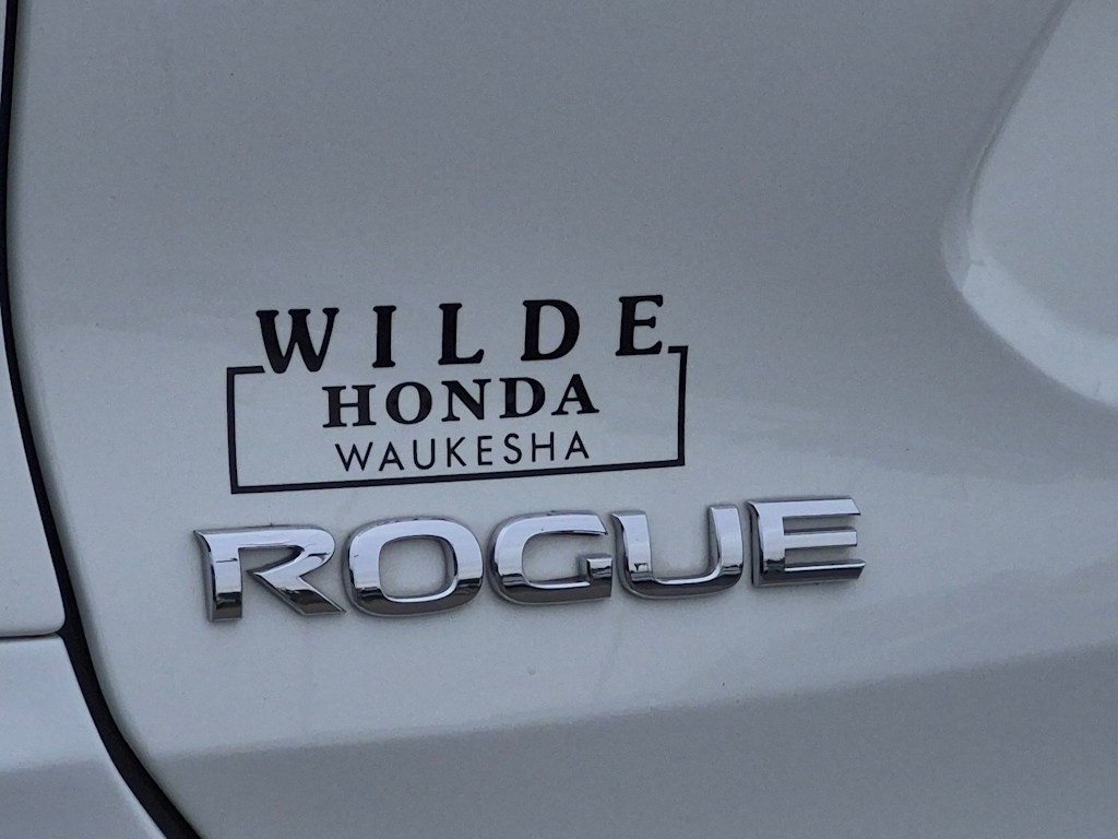 Thumbnail: 2018 Nissan Rogue - 5