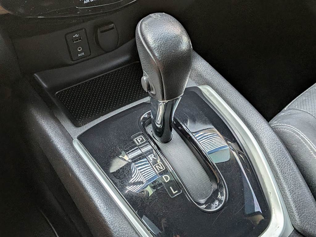 Thumbnail: 2015 Nissan Rogue - 14