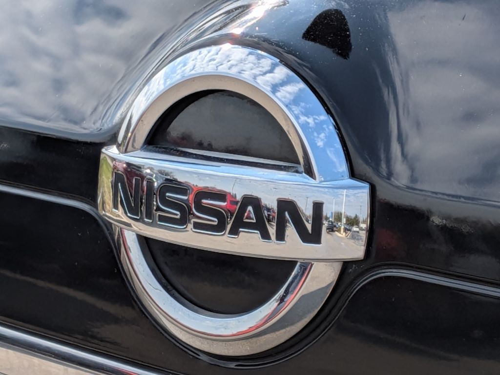 Thumbnail: 2015 Nissan Rogue - 23