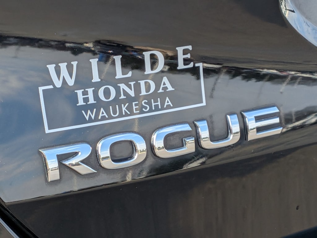 Thumbnail: 2015 Nissan Rogue - 6