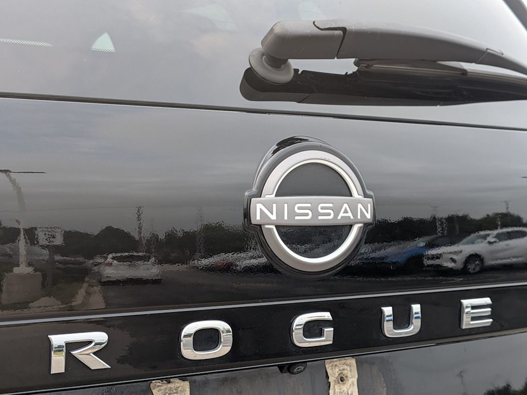 Thumbnail: 2023 Nissan Rogue - 7