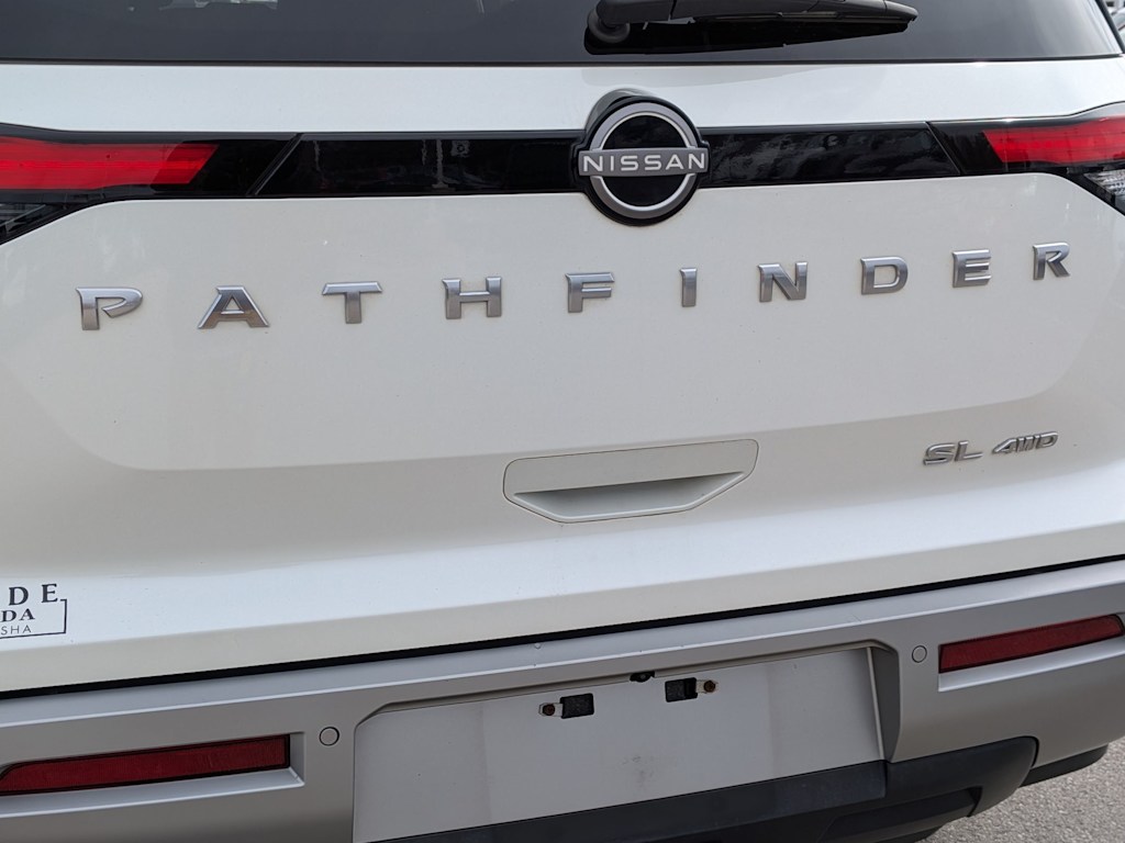 Thumbnail: 2023 Nissan Pathfinder - 7