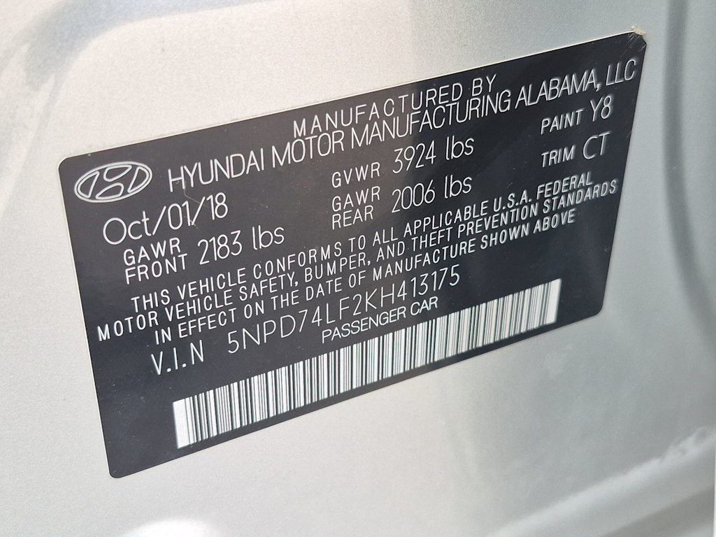Thumbnail: 2019 Hyundai Elantra - 19
