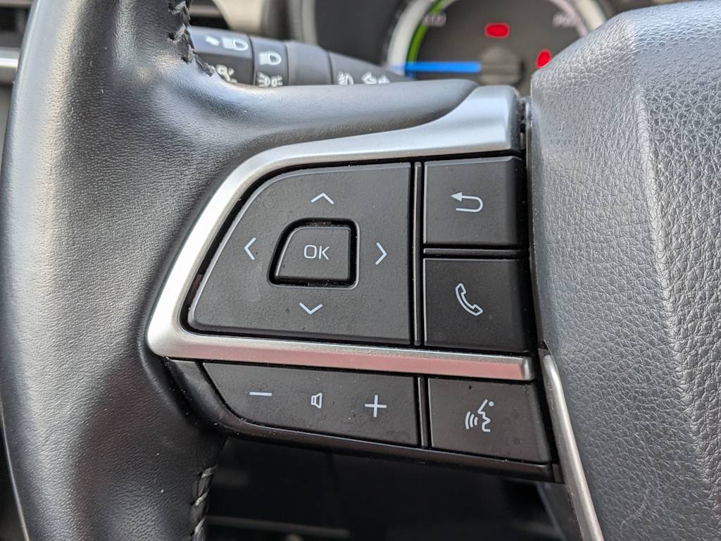 Thumbnail: 2023 Toyota Highlander - 28