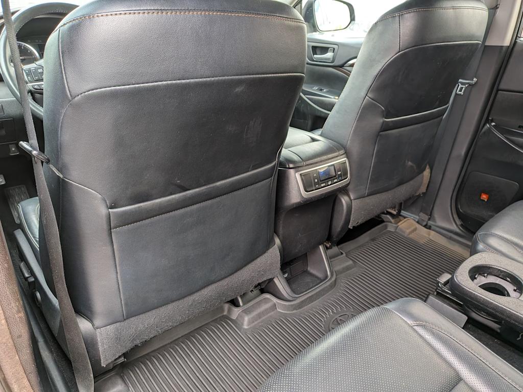 Thumbnail: 2016 Toyota Highlander - 27