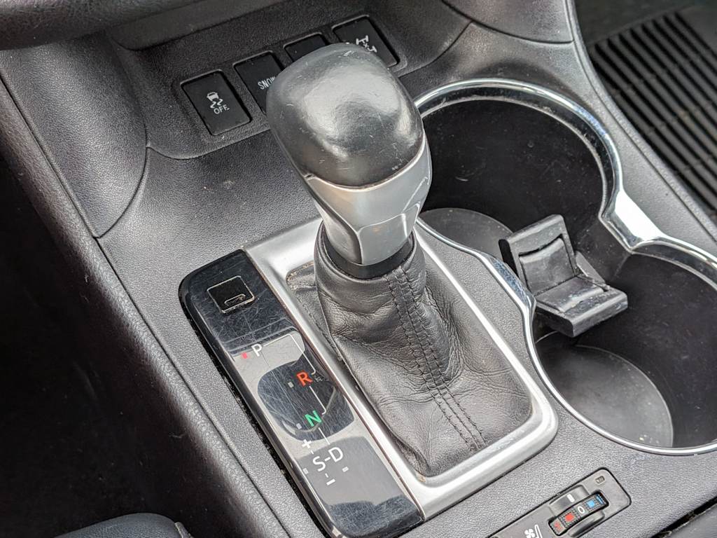 Thumbnail: 2016 Toyota Highlander - 33