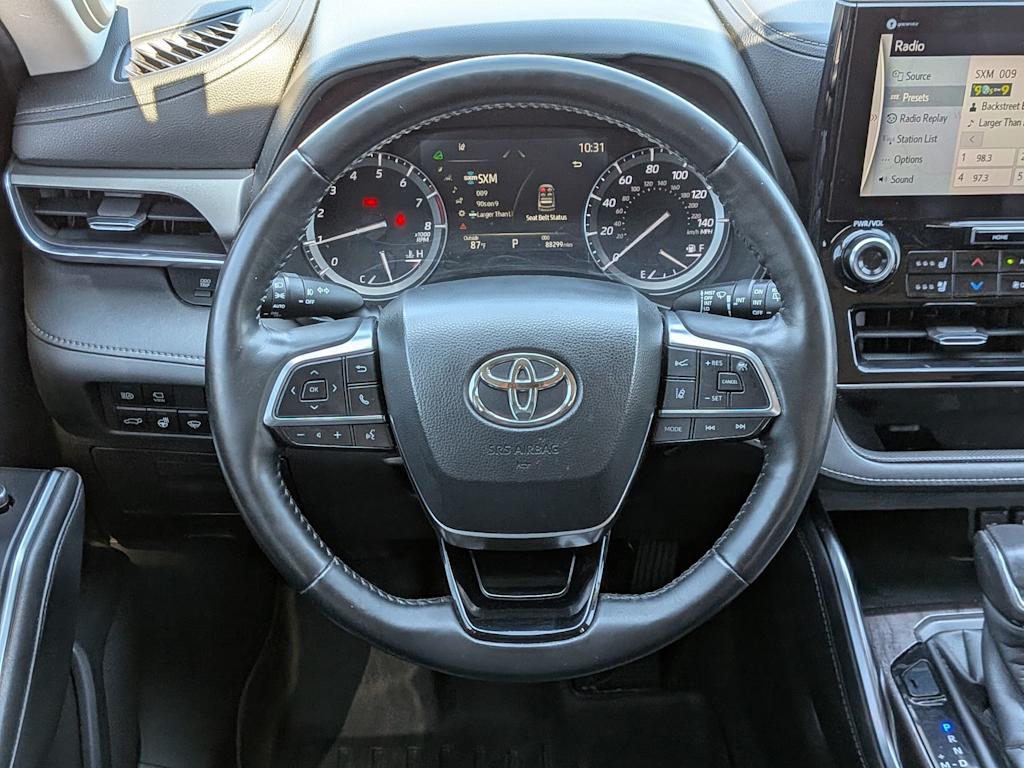 Thumbnail: 2020 Toyota Highlander - 12
