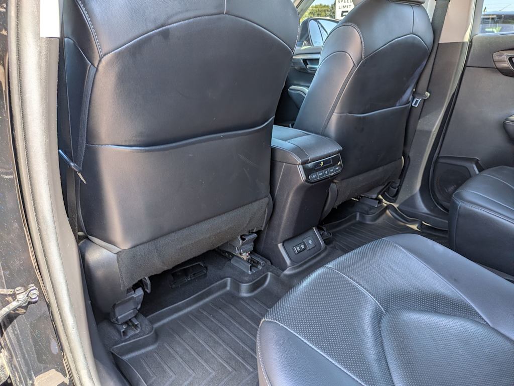 Thumbnail: 2020 Toyota Highlander - 11