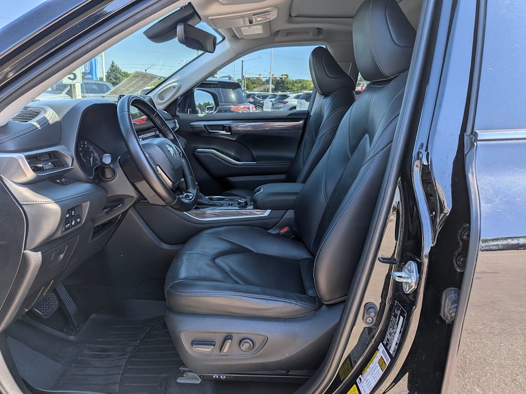 Thumbnail: 2020 Toyota Highlander - 9
