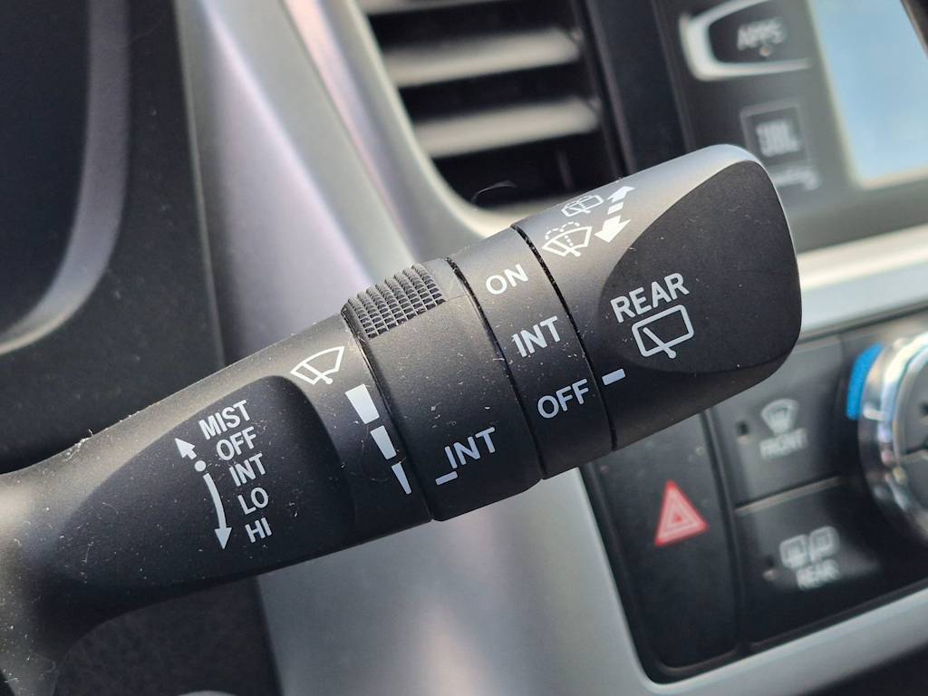Thumbnail: 2017 Toyota Highlander - 14