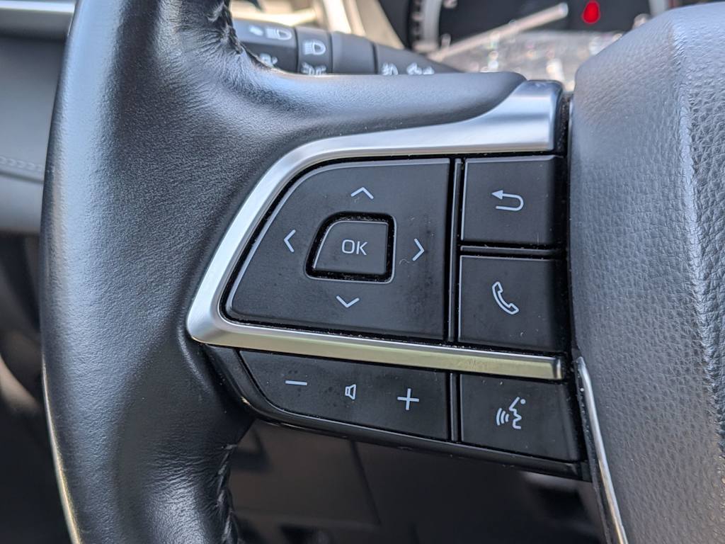Thumbnail: 2021 Toyota Highlander - 30