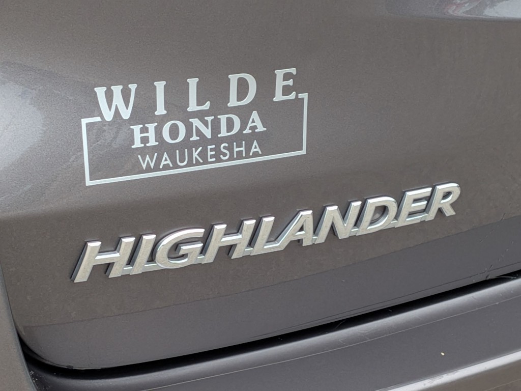 Thumbnail: 2019 Toyota Highlander - 7